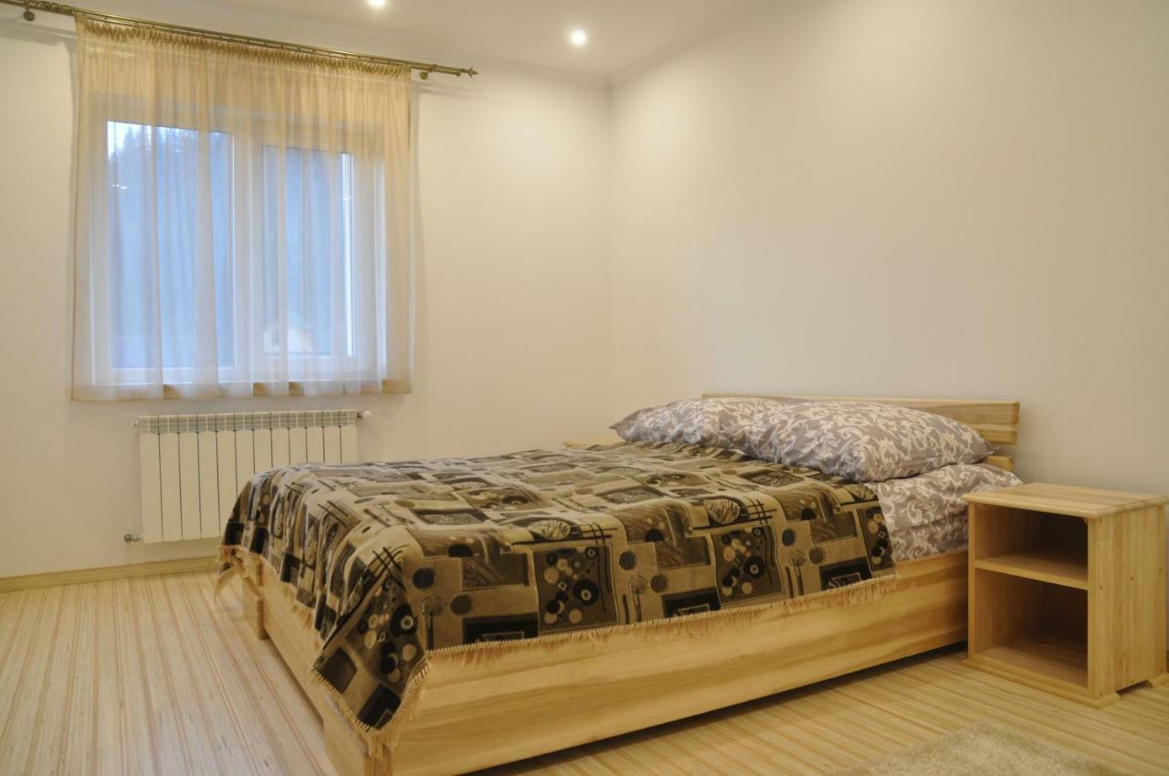 Katerina Hotel Slavske Buitenkant foto
